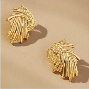 Anthropologie Gold Twist Fan Post Earrings NWOT